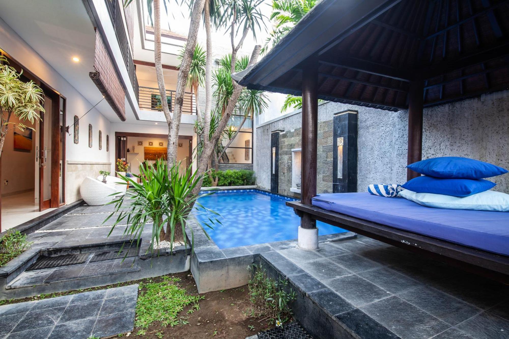 3-br Private Pool Feby Kayu Aya Street * Seminyak (Bali)