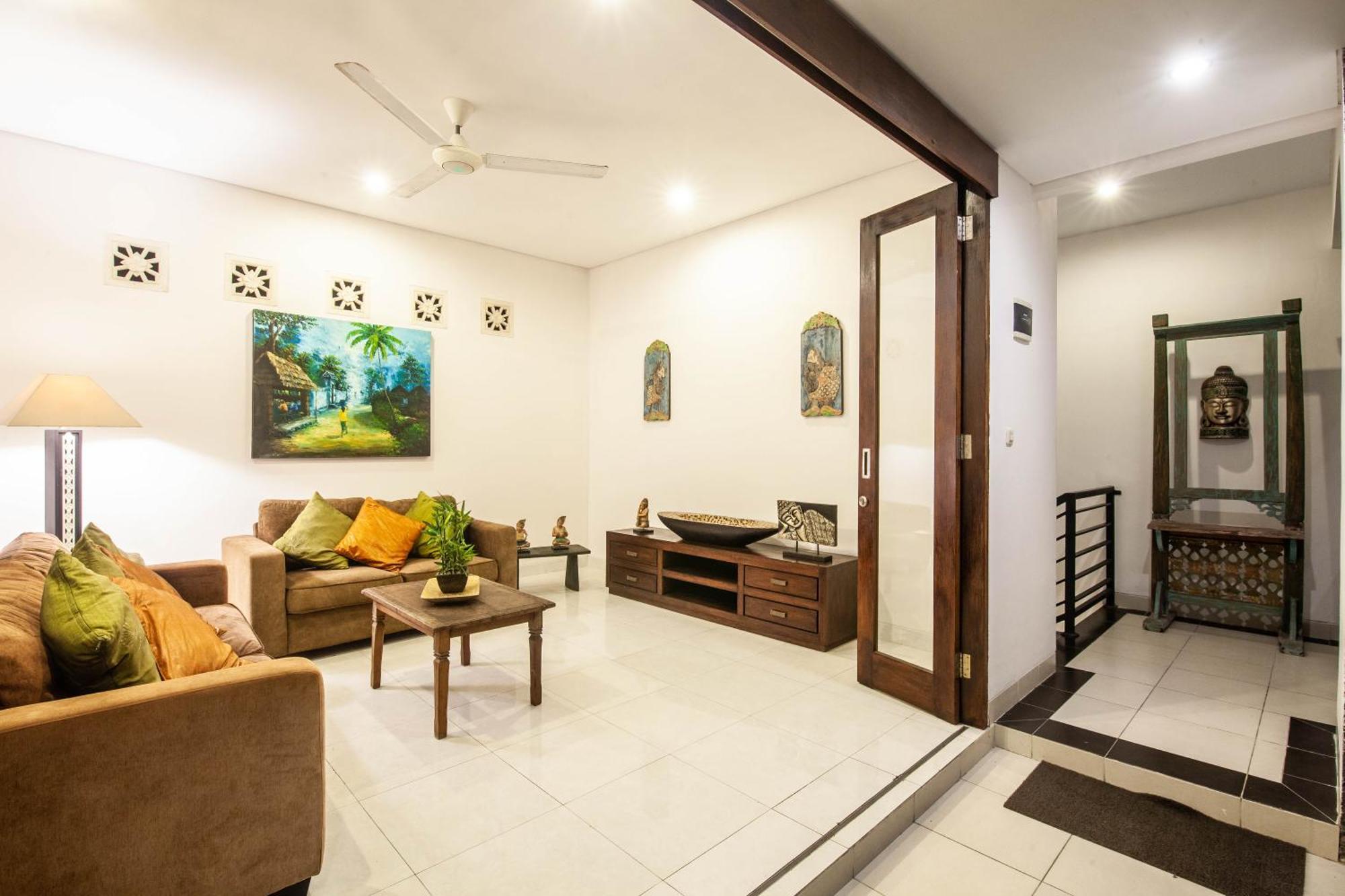 3-br Private Pool Feby Kayu Aya Street Seminyak (Bali)