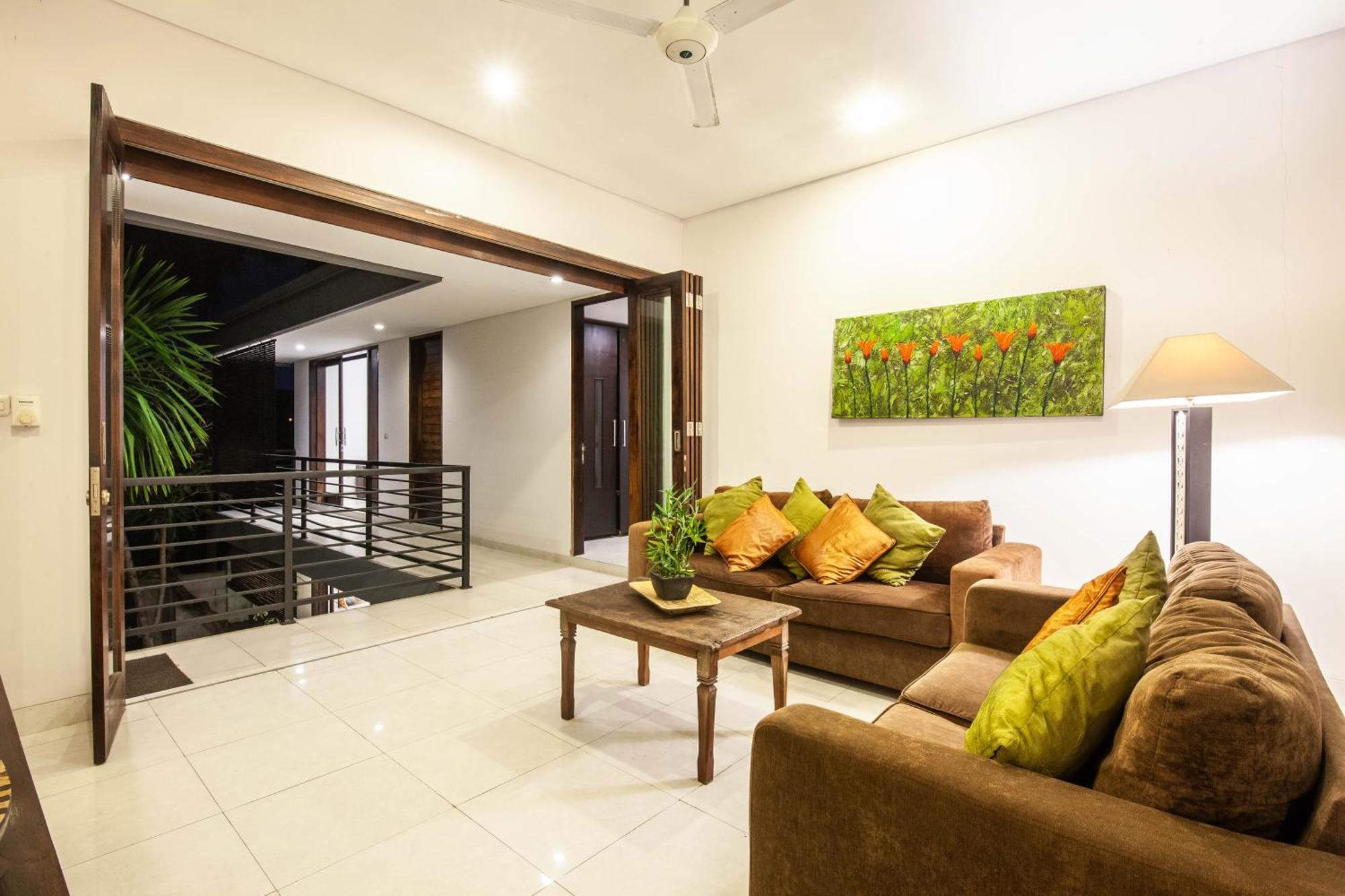 3-br Private Pool Feby Kayu Aya Street * Seminyak (Bali)